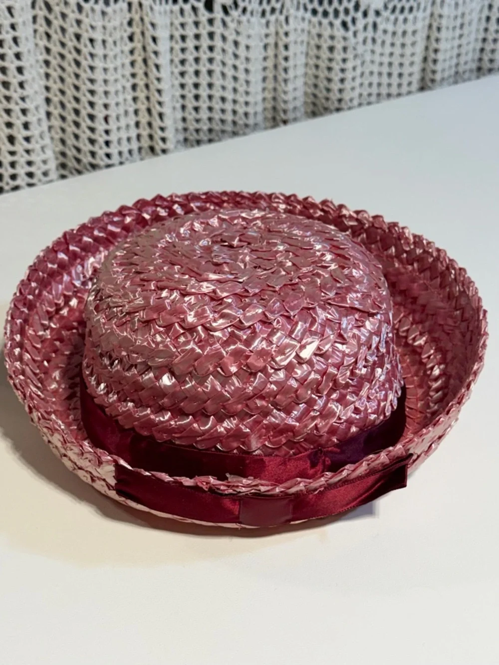 VINTAGE raspberry straw hat‎ 50s 60s bowler church dressy ribbon bow mid century - Picture 2 of 11